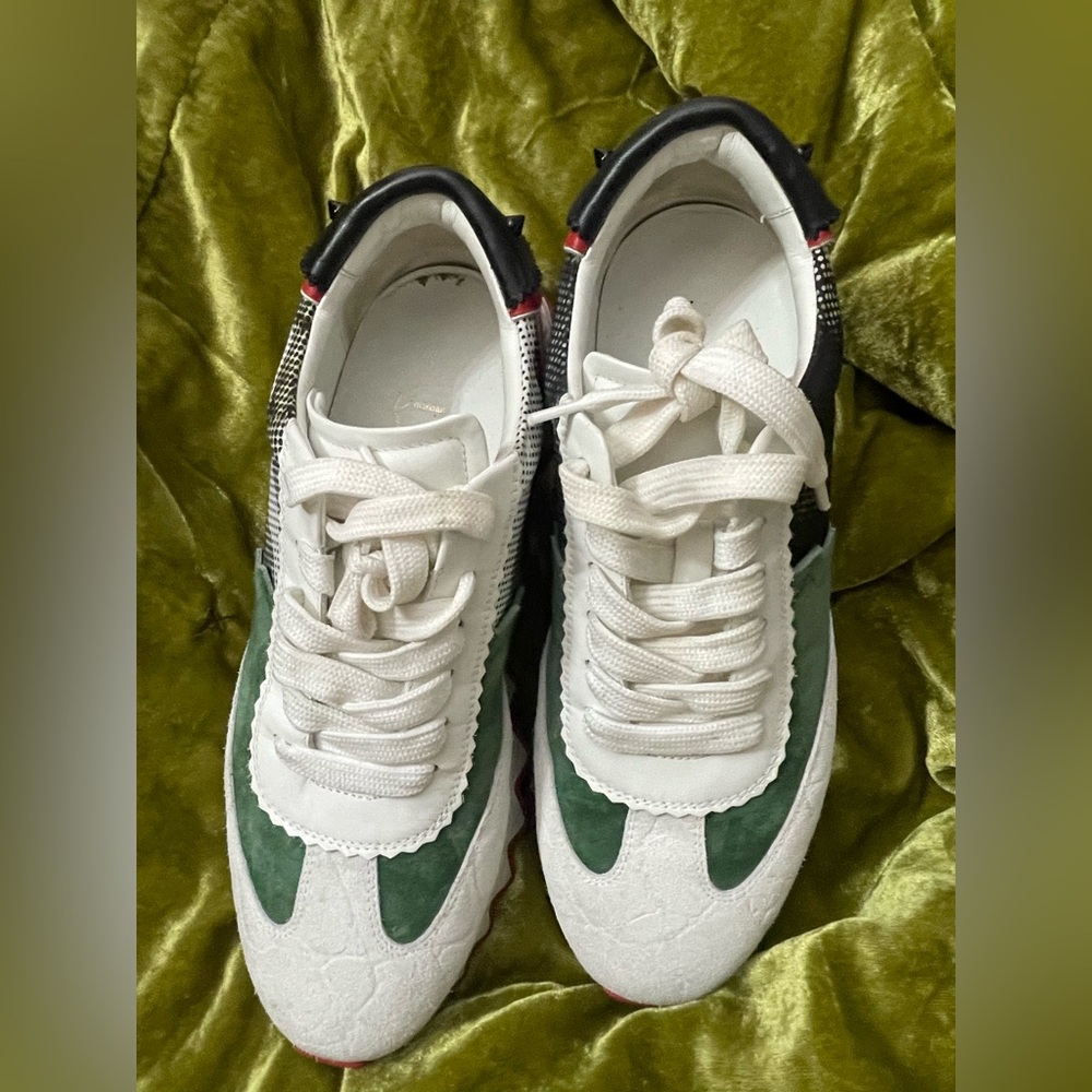 Christian loubotin CL Paris 38.5 size sneakers flawed read below ! Only shoes